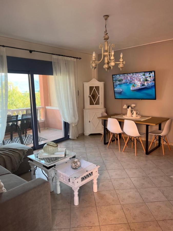 Ostraco Suite 2 Nafpaktos Exterior foto